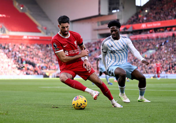 双方各施绝 双方各施绝