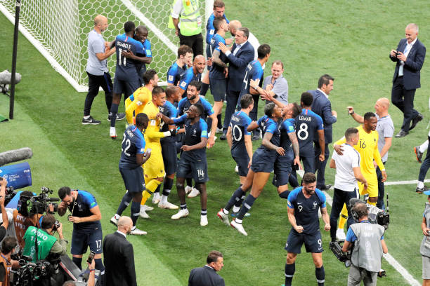 德布劳内的 德布劳内的